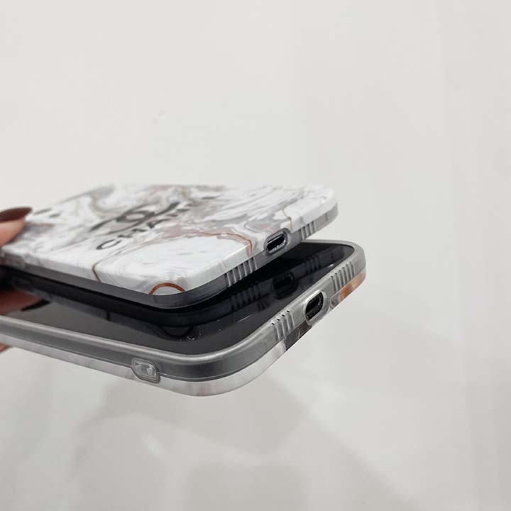 ブランド アイホン15 携帯ケース 